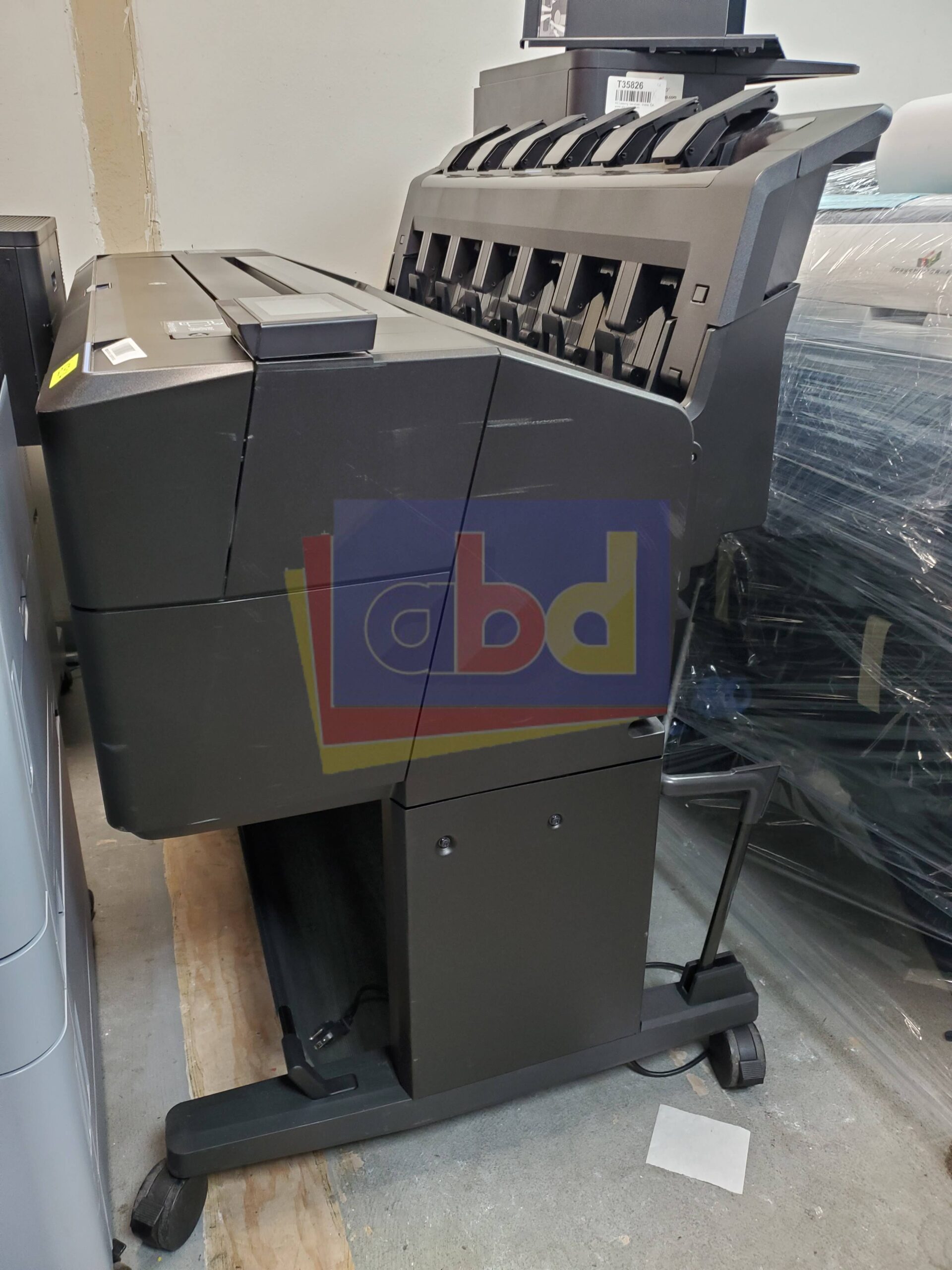 HP DesignJet T930 36-inch 1 Roll PostScript Color Wide Format Printer - Image 5