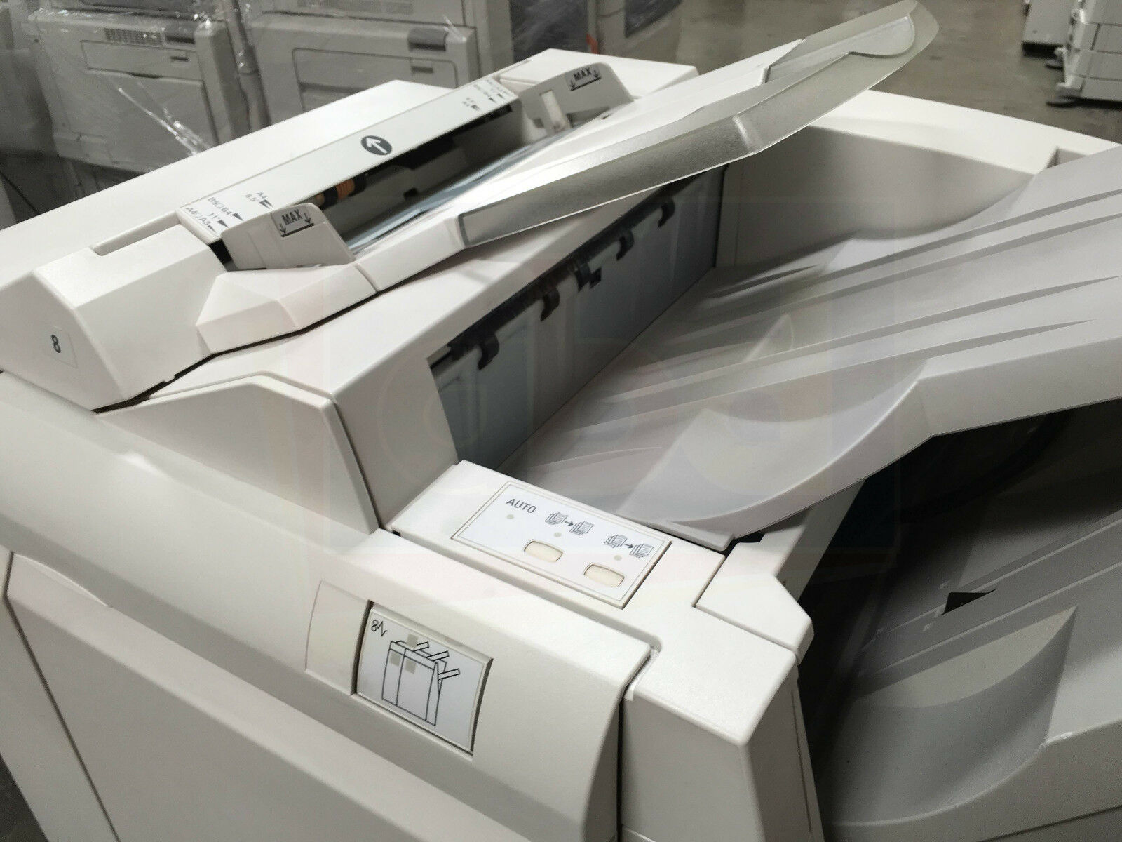Xerox Light Production C Finisher with 2/3-Hole Punch and Stapler (MLA) - Image 5